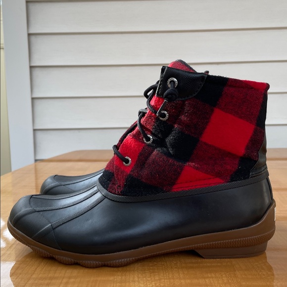 Sperry Syren Red Check Buffalo Plaid Flannel Womens Duck Boots Size 10 - Picture 2 of 12